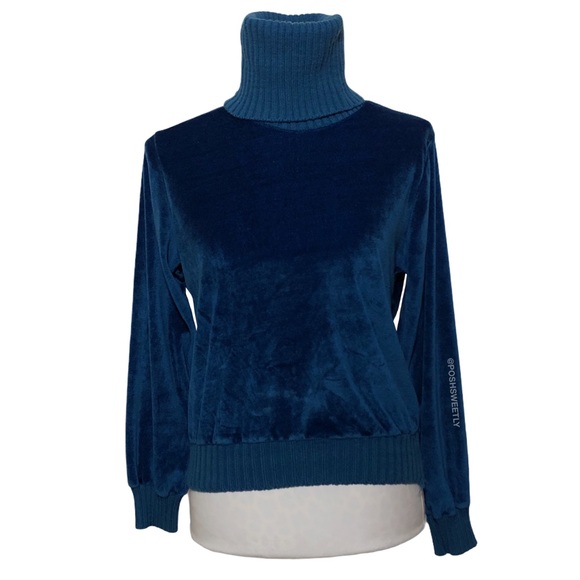 Vintage Sweaters - Skiva Vintage 70’a Velour Turtleneck